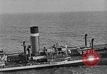 Immagine di nave a riva dalla nebbia Collieston Scozia Scotland, 1930, secondo 36 filmato di repertorio 65675054968