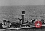 Immagine di nave a riva dalla nebbia Collieston Scozia Scotland, 1930, secondo 39 filmato di repertorio 65675054968