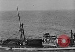 Immagine di nave a riva dalla nebbia Collieston Scozia Scotland, 1930, secondo 46 filmato di repertorio 65675054968