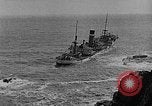 Immagine di nave a riva dalla nebbia Collieston Scozia Scotland, 1930, secondo 54 filmato di repertorio 65675054968