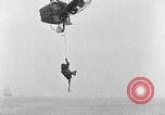 Image les ballons à air chaud Venice Beach Los Angeles California USA, 1930, de la seconde 59 séquences d'archives historiques vidéo 65675054972