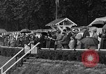 Image 7e jour adventistes' baptistaire Saint Maurice France, 1930, de la seconde 19 séquences d'archives historiques vidéo 65675054977
