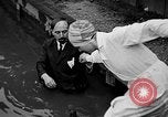 Image 7e jour adventistes' baptistaire Saint Maurice France, 1930, de la seconde 34 séquences d'archives historiques vidéo 65675054977