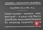 Image rabbit hypnotisé Glen Ellyn Illinois USA, 1930, de la seconde 4 séquences d'archives historiques vidéo 65675054980