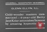 Image rabbit hypnotisé Glen Ellyn Illinois USA, 1930, de la seconde 7 séquences d'archives historiques vidéo 65675054980