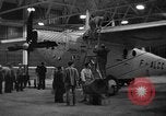Standbild französischen Flieger Rossi und Codos Set Distance aufzeichnen Brooklyn New York City USA, 1933, aus Sekunde 29 historischem Filmmaterial Videoclip 65675054994