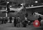 Standbild französischen Flieger Rossi und Codos Set Distance aufzeichnen Brooklyn New York City USA, 1933, aus Sekunde 30 historischem Filmmaterial Videoclip 65675054994