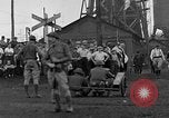 Standbild industrielle Streik Brownsville Pennsylvania USA, 1933, aus Sekunde 27 historischem Filmmaterial Videoclip 65675054995