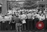 Standbild industrielle Streik Brownsville Pennsylvania USA, 1933, aus Sekunde 34 historischem Filmmaterial Videoclip 65675054995