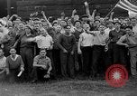 Standbild industrielle Streik Brownsville Pennsylvania USA, 1933, aus Sekunde 42 historischem Filmmaterial Videoclip 65675054995