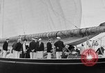 Immagine di Il Royal Yacht Squadron Regata Cowes Inghilterra Regno Unito, 1933, secondo 18 filmato di repertorio 65675054997