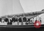 Immagine di Il Royal Yacht Squadron Regata Cowes Inghilterra Regno Unito, 1933, secondo 20 filmato di repertorio 65675054997
