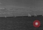 Immagine di Il Royal Yacht Squadron Regata Cowes Inghilterra Regno Unito, 1933, secondo 36 filmato di repertorio 65675054997