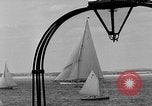 Immagine di Il Royal Yacht Squadron Regata Cowes Inghilterra Regno Unito, 1933, secondo 54 filmato di repertorio 65675054997