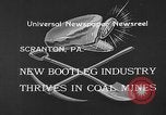 Standbild bootleggers Bergbau Scranton Pennsylvania USA, 1933, aus Sekunde 4 historischem Filmmaterial Videoclip 65675055003