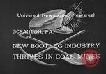 Standbild bootleggers Bergbau Scranton Pennsylvania USA, 1933, aus Sekunde 5 historischem Filmmaterial Videoclip 65675055003