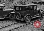 Standbild bootleggers Bergbau Scranton Pennsylvania USA, 1933, aus Sekunde 28 historischem Filmmaterial Videoclip 65675055003