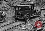 Standbild bootleggers Bergbau Scranton Pennsylvania USA, 1933, aus Sekunde 37 historischem Filmmaterial Videoclip 65675055003