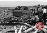 Standbild bootleggers Bergbau Scranton Pennsylvania USA, 1933, aus Sekunde 47 historischem Filmmaterial Videoclip 65675055003