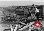 Standbild bootleggers Bergbau Scranton Pennsylvania USA, 1933, aus Sekunde 48 historischem Filmmaterial Videoclip 65675055003