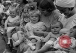 Standbild Messe baby Contest New York City USA, 1933, aus Sekunde 30 historischem Filmmaterial Videoclip 65675055005