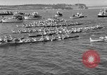Standbild Native American Indian canoe Race Coupeville Washington USA, 1933, aus Sekunde 24 historischem Filmmaterial Videoclip 65675055007