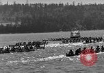 Standbild Native American Indian canoe Race Coupeville Washington USA, 1933, aus Sekunde 37 historischem Filmmaterial Videoclip 65675055007