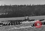 Standbild Native American Indian canoe Race Coupeville Washington USA, 1933, aus Sekunde 41 historischem Filmmaterial Videoclip 65675055007