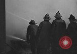Immagine di Aurora vigili del fuoco combattono Woolworth Building fire Aurora Illinois USA, 1934, secondo 12 filmato di repertorio 65675055015