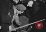 Immagine di Aurora vigili del fuoco combattono Woolworth Building fire Aurora Illinois USA, 1934, secondo 33 filmato di repertorio 65675055015