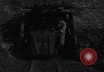 Image femme miner Cadiz Ohio USA, 1934, de la seconde 1 séquences d'archives historiques vidéo 65675055022