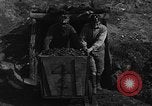 Image femme miner Cadiz Ohio USA, 1934, de la seconde 5 séquences d'archives historiques vidéo 65675055022