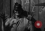 Image femme miner Cadiz Ohio USA, 1934, de la seconde 21 séquences d'archives historiques vidéo 65675055022