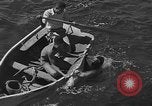 Image plongeurs natif Nassau Bahamas, 1934, de la seconde 56 séquences d'archives historiques vidéo 65675055024