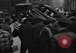 Immagine di Sciopero della cabina Parigi Francia, 1934, secondo 20 filmato di repertorio 65675055025