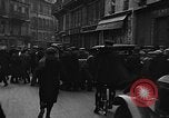 Immagine di Sciopero della cabina Parigi Francia, 1934, secondo 33 filmato di repertorio 65675055025