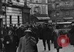 Immagine di Sciopero della cabina Parigi Francia, 1934, secondo 45 filmato di repertorio 65675055025