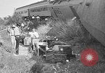 Immagine di Bruciato crollato ponte traliccio ferroviario Olmito Texas USA, 1915, secondo 8 filmato di repertorio 65675055033
