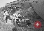 Immagine di Bruciato crollato ponte traliccio ferroviario Olmito Texas USA, 1915, secondo 10 filmato di repertorio 65675055033