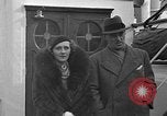 Standbild Sir Malcolm Campbell New York City USA, 1935, aus Sekunde 21 historischem Filmmaterial Videoclip 65675055051