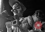 Immagine di Galleggianti per la sfilata di carnevale Viareggio Italia, 1935, secondo 35 filmato di repertorio 65675055055