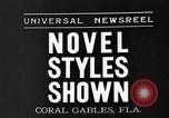 Immagine di Sfilata di moda Coral Gables Florida USA, 1935, secondo 3 filmato di repertorio 65675055057