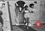 Immagine di Sfilata di moda Coral Gables Florida USA, 1935, secondo 21 filmato di repertorio 65675055057