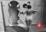 Immagine di Sfilata di moda Coral Gables Florida USA, 1935, secondo 23 filmato di repertorio 65675055057