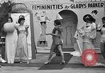 Immagine di Sfilata di moda Coral Gables Florida USA, 1935, secondo 62 filmato di repertorio 65675055057
