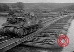 Image US Army XX Corps crossing Marne France, 1944, de la seconde 29 séquences d'archives historiques vidéo 65675055074