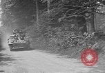 Standbild US-Armee 1 Saint Lo Frankreich, 1944, aus Sekunde 4 historischem Filmmaterial Videoclip 65675055078