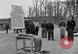 Image des membres britanniques du Parlement visiter Camp de concentration Buchenwald Allemagne, 1945, de la seconde 19 séquences d'archives historiques vidéo 65675055079