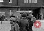 Image des membres britanniques du Parlement visiter Camp de concentration Buchenwald Allemagne, 1945, de la seconde 29 séquences d'archives historiques vidéo 65675055079