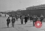 Image des membres britanniques du Parlement visiter Camp de concentration Buchenwald Allemagne, 1945, de la seconde 44 séquences d'archives historiques vidéo 65675055079